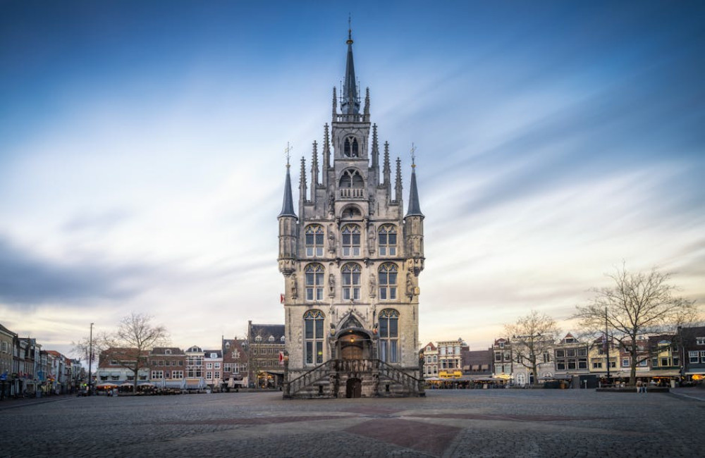 Wat zijn de leukste bezienswaardigheden in Gouda voor een dagje uit