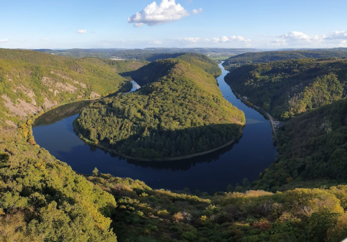 Wandelen langs de rivier? Bezoek rivier de Saar in Duitsland!